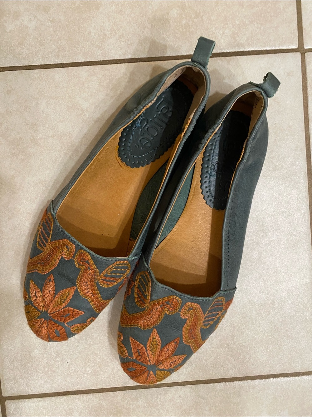 Latigo Dark green grey Ballet Flats with Orange Embroidery